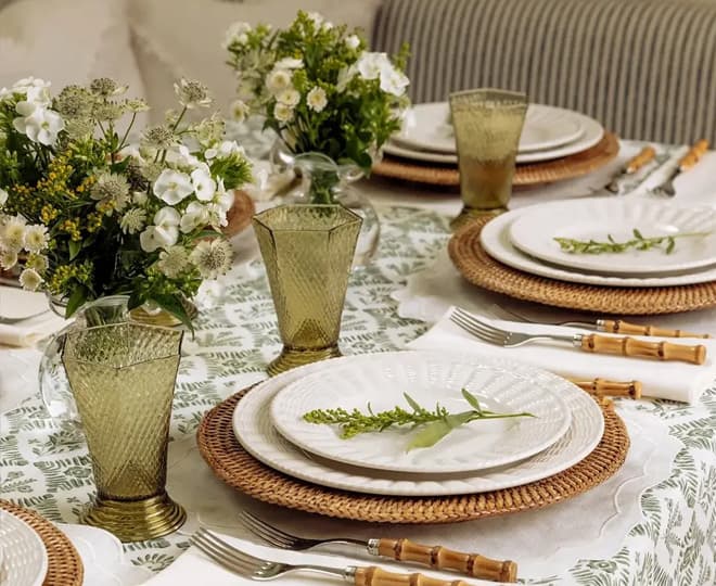 Formal table setting