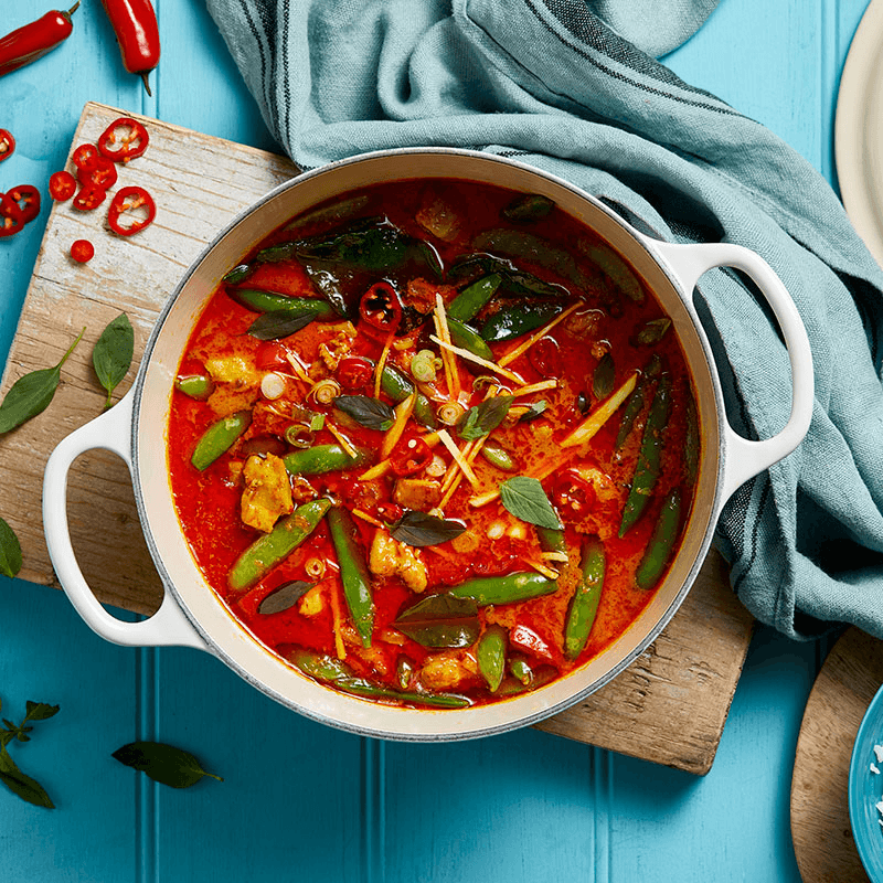 Signature Cast Iron Round Casserole