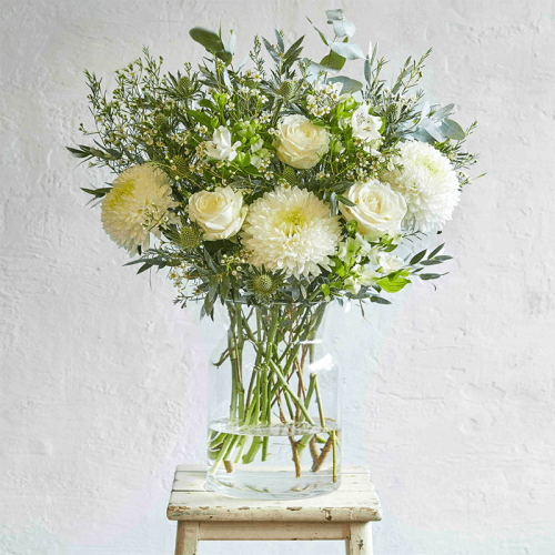 Image showing the Showstopper 3 Month Flower Subscription and Bespoke Vase product.