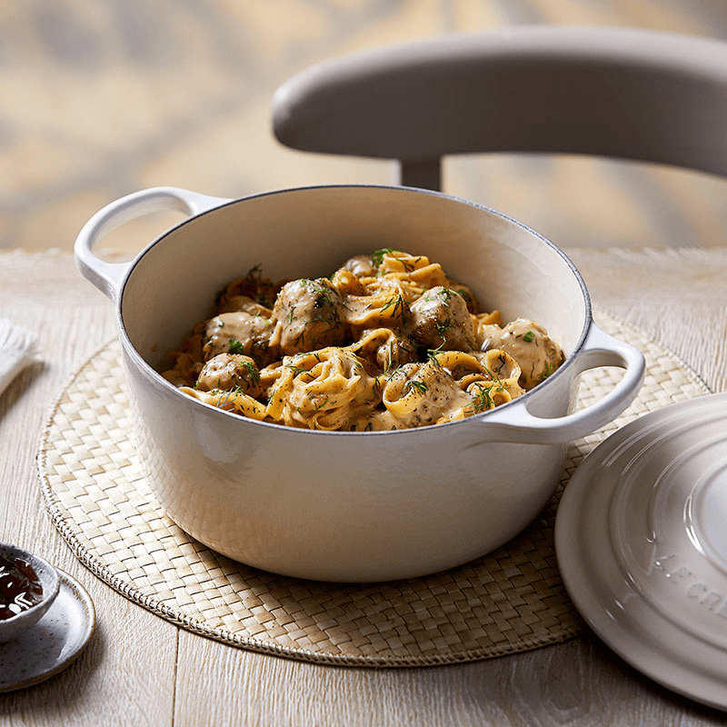 Signature Cast Iron Round Casserole