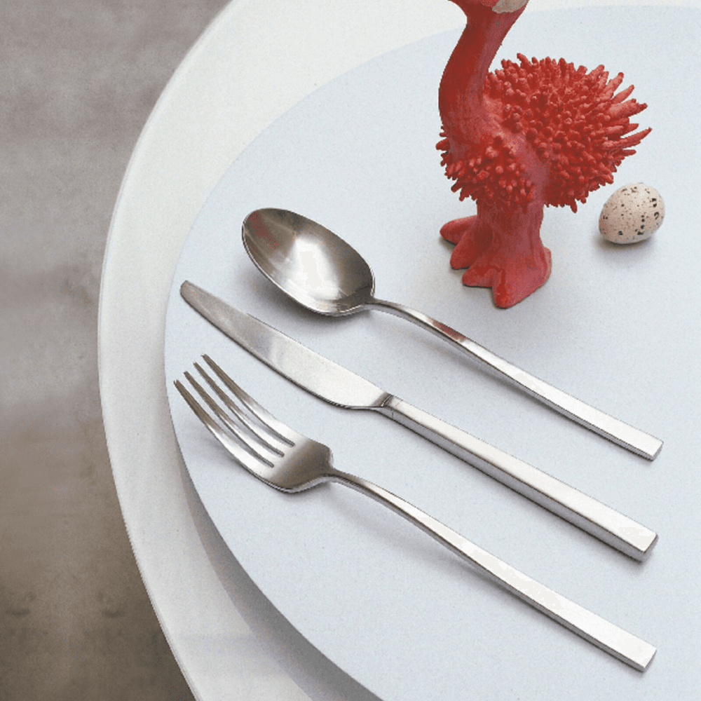 Linea Q Dessert Knife, Stainless Steel