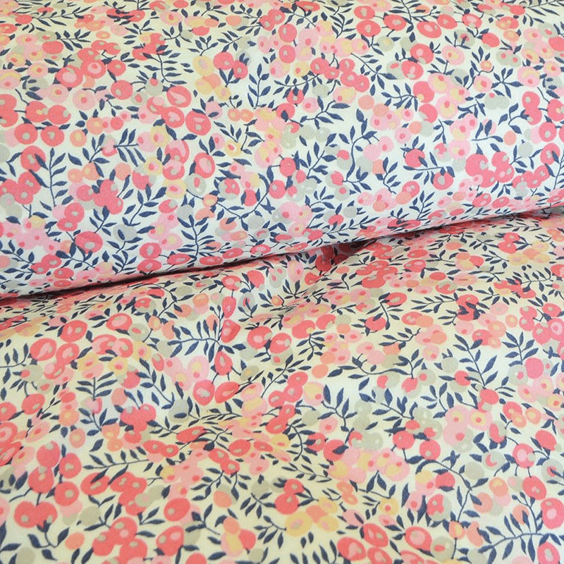 Betsy/Wiltshire Heirloom Quilt, Double, Multi