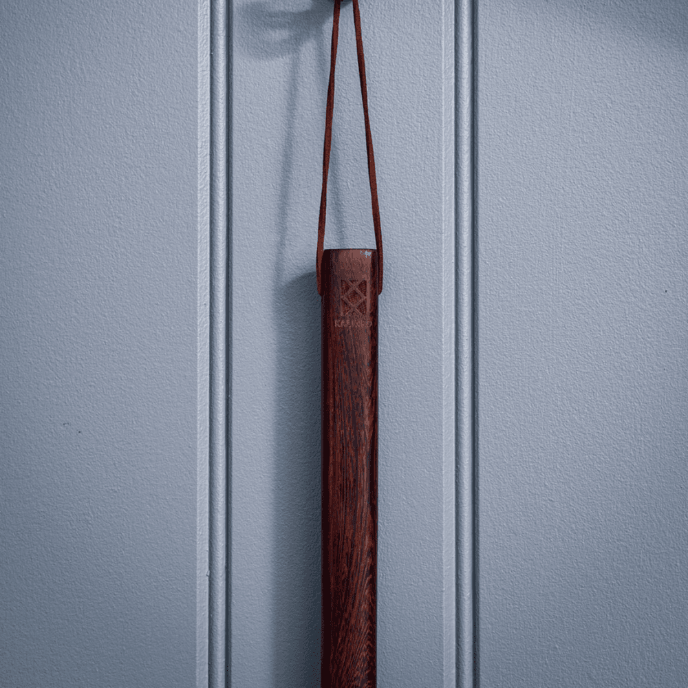 Orwell Shoe Horn, Extra Long Handle, Walnut