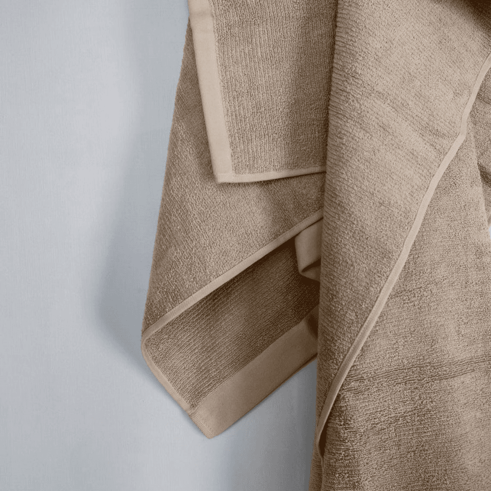 Elegance Hand Towel
