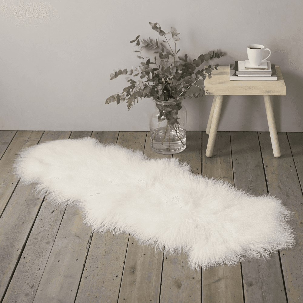 Tibetan Sheepskin rug, Ivory