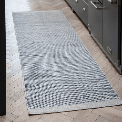 Image showing the Islay Runner, Grey product.
