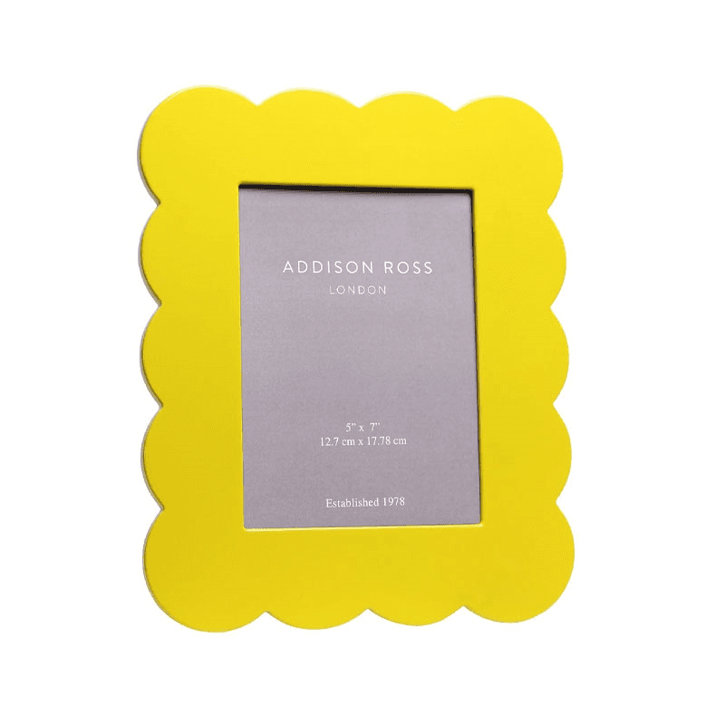 Lacquered Scallop Photo Frame