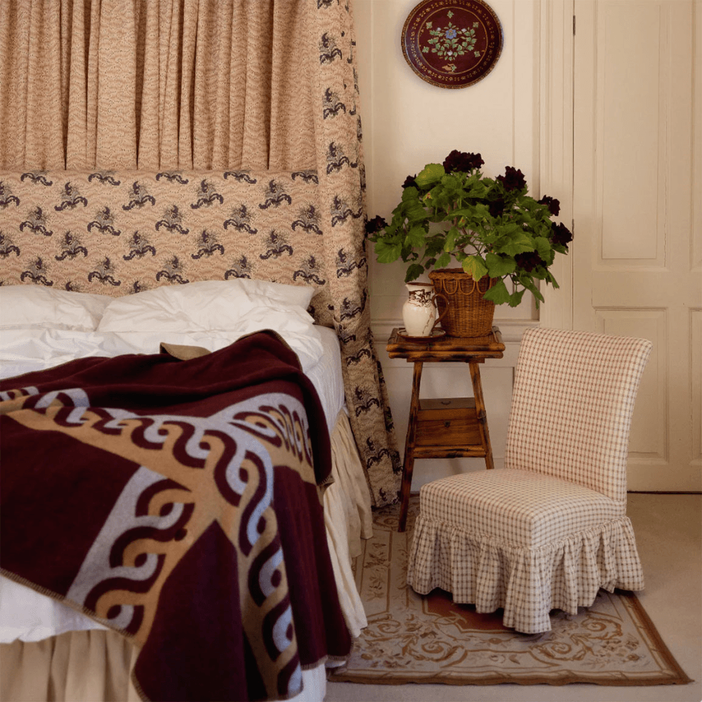 Caline Cashmere Blanket, Burgundy