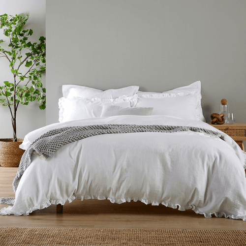 Image showing the Organic Retreat Ruffle Duvet Set, King, White product.