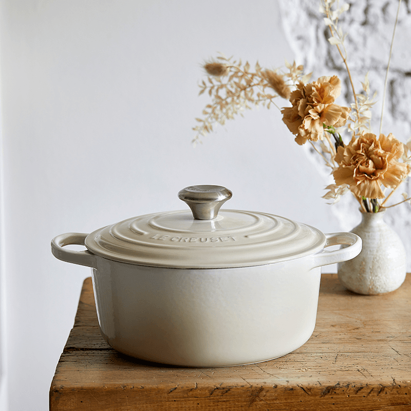 Signature Cast Iron Round Casserole