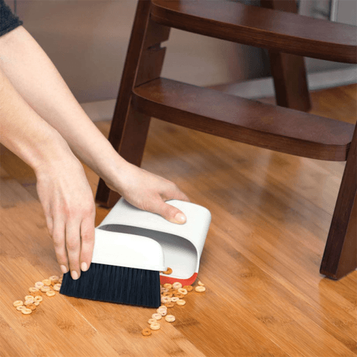 Image showing the Compact dustpan & brush set product.