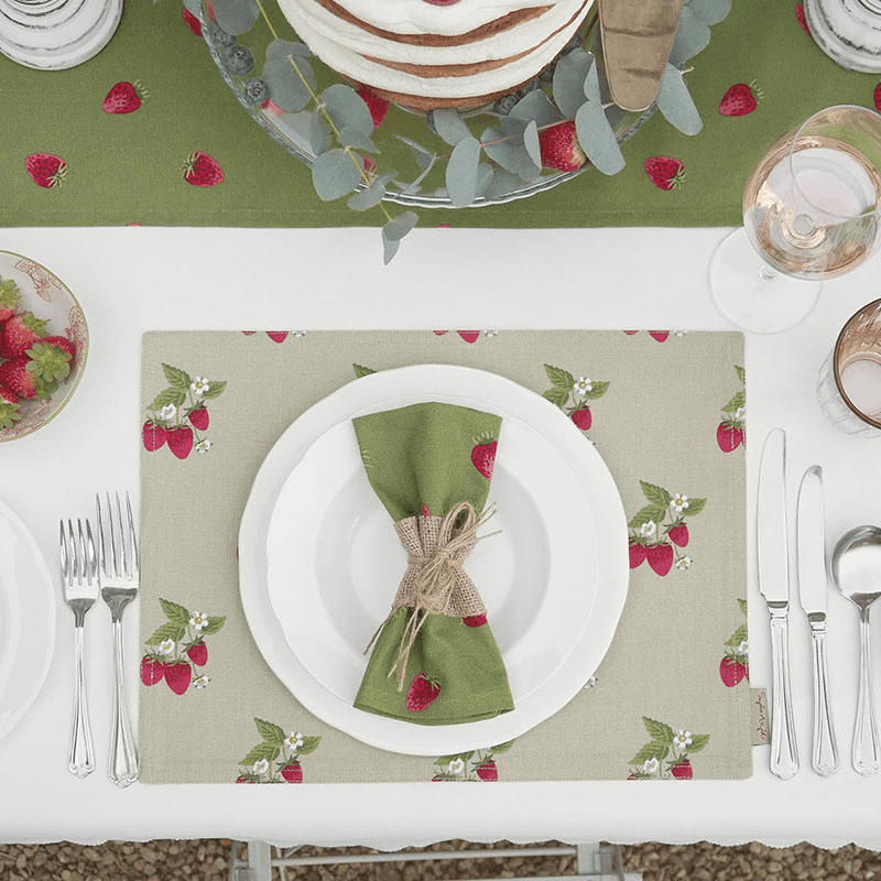 Strawberries Fabric Placemat, Natural, Green, Red