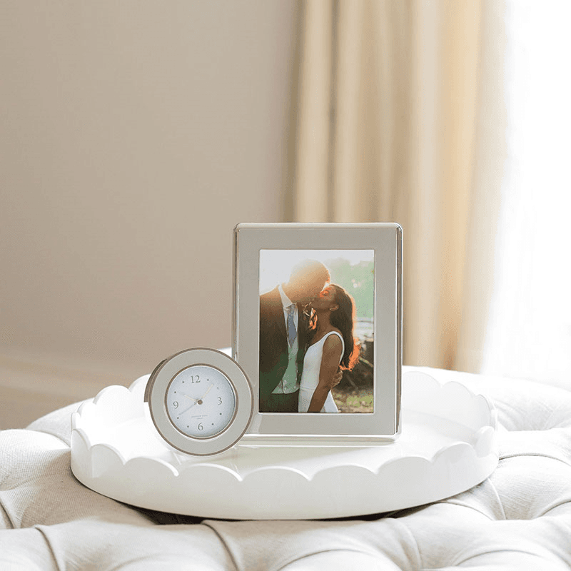 Lacquered Scallop Round Tray D40cm, White