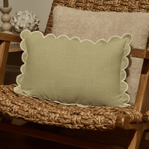 Image showing the Scallop Edge Cushion Cover product.