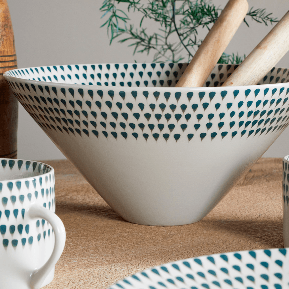 Juniper Drop Serving Bowl, Green
