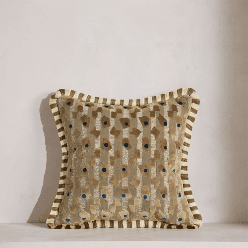 Image showing the Jeremiah Cushion product.