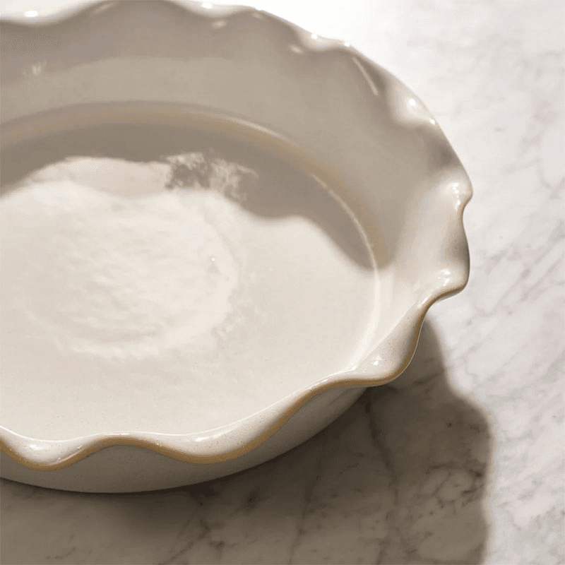 Bramley Pie Dish, Reactive White