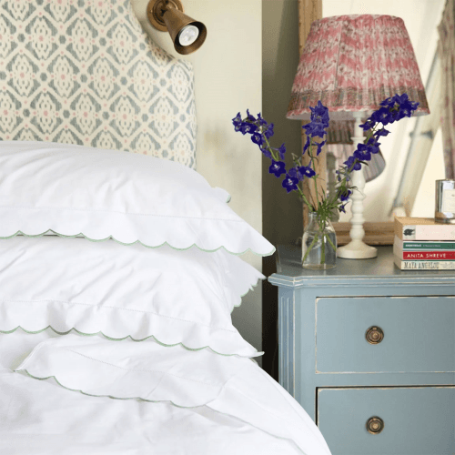 Image showing the Scallop Pillow product.