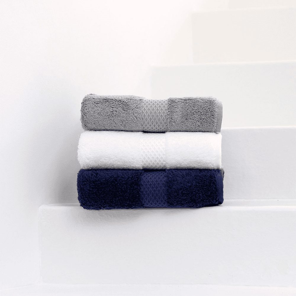Etoile Shower Towel