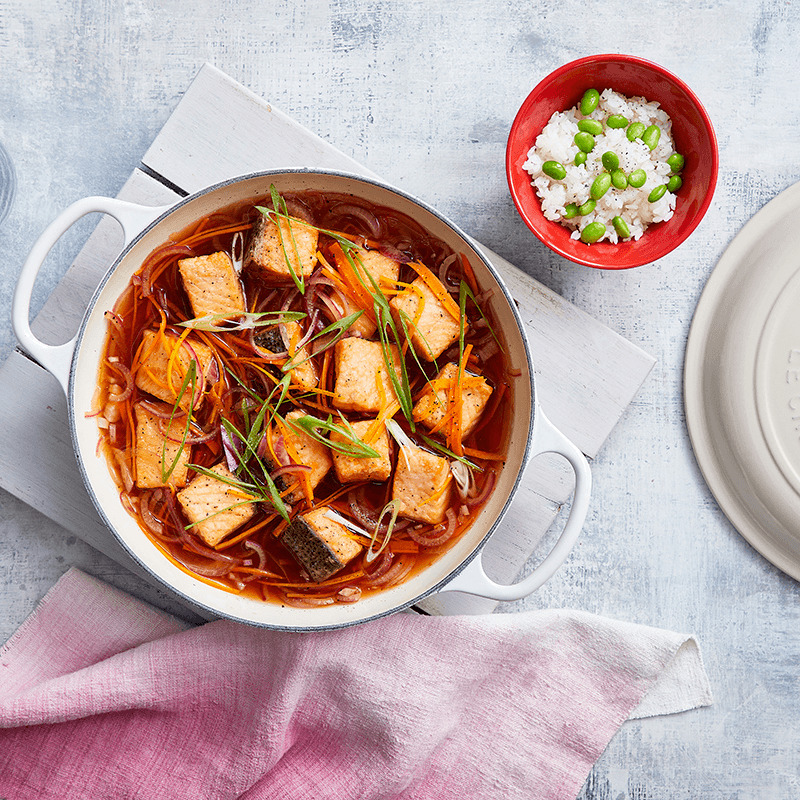 Signature Cast Iron Round Casserole