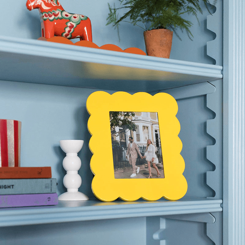 Lacquered Scallop Photo Frame