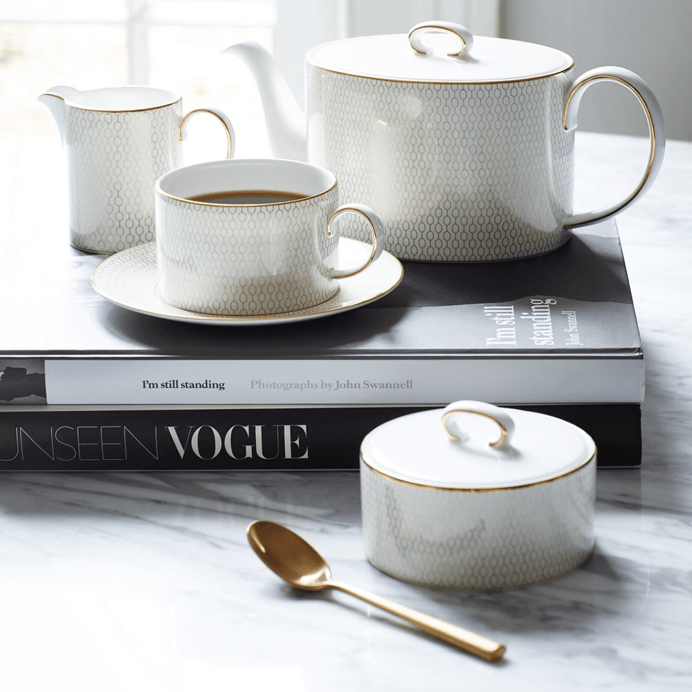 Gio Gold Teapot, Gold/White