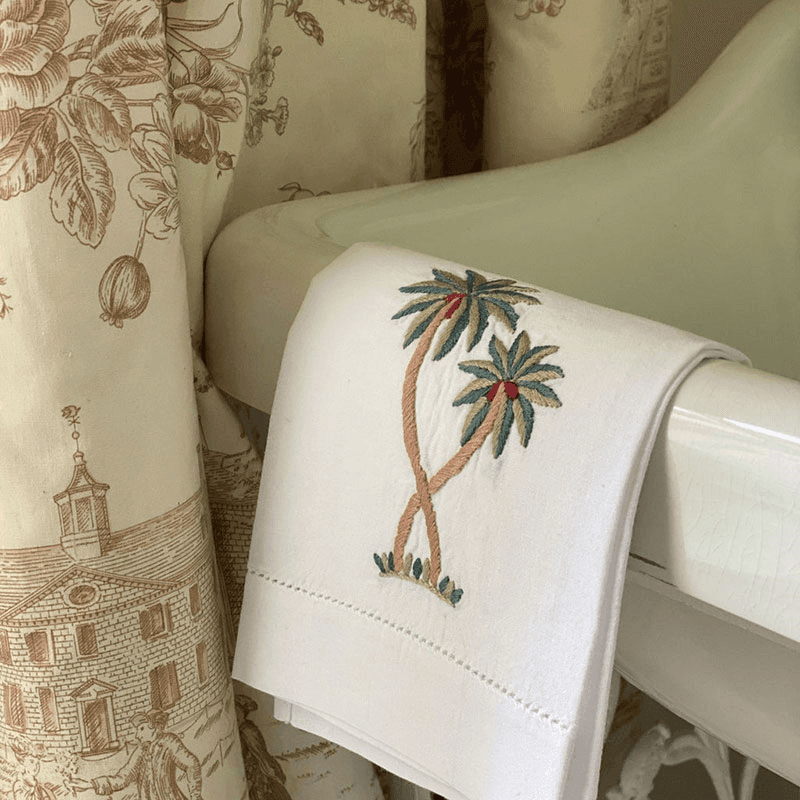 Palm Hand Towel, White/Green/Red