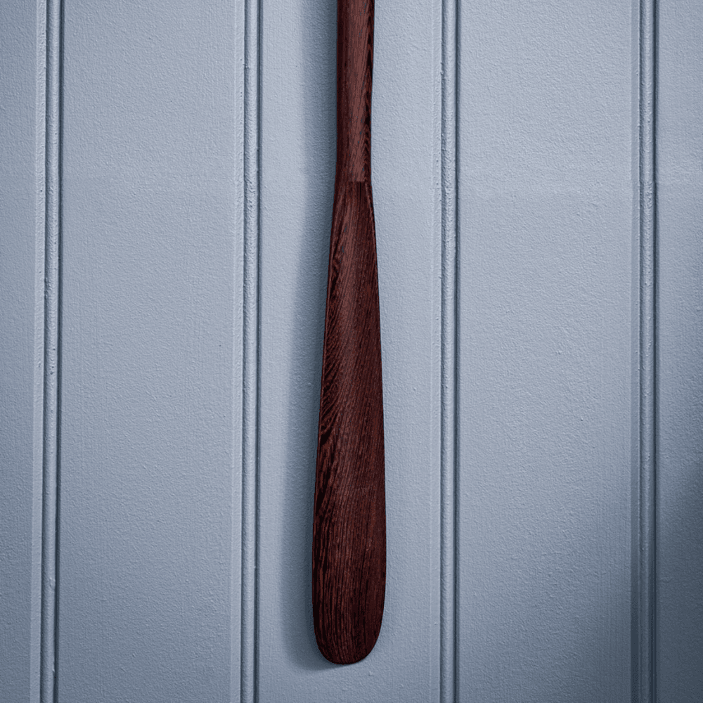 Orwell Shoe Horn, Extra Long Handle, Walnut