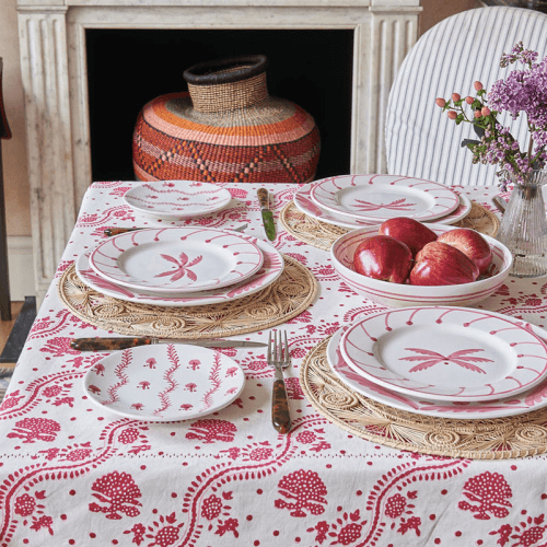 Image showing the Kalee Set of 4 Linen Napkins, Red product.