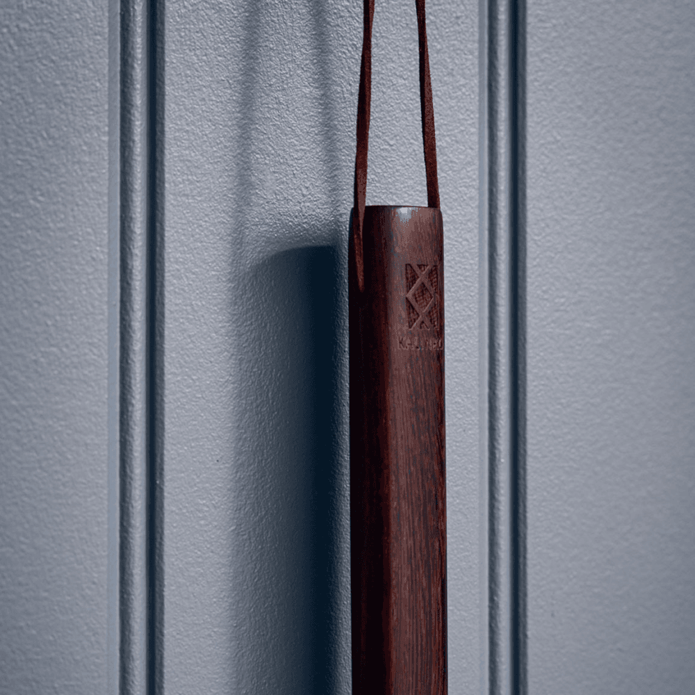 Orwell Shoe Horn, Extra Long Handle, Walnut