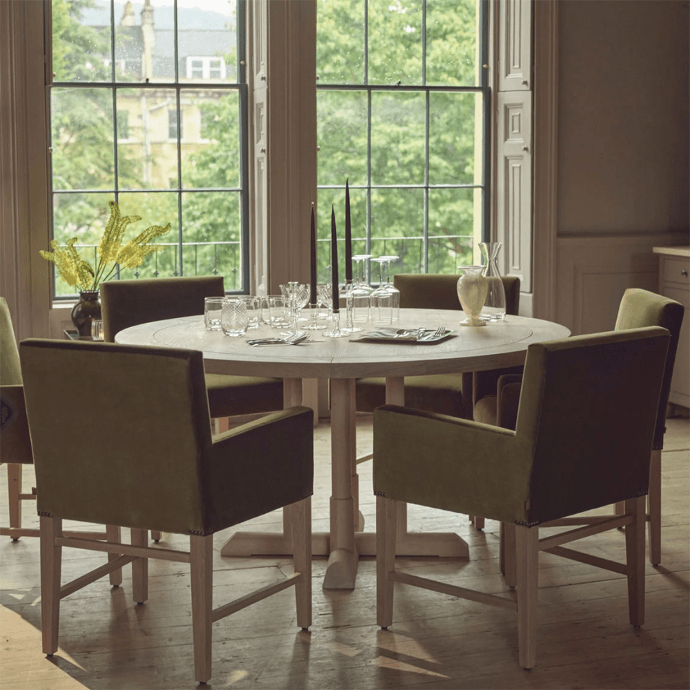 Battersea 6 Seater Round Dining Table, Oak