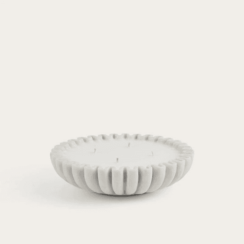 Image showing the Malpas Candle, White product.