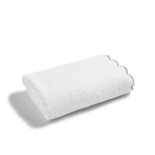 Image showing the Scallop Bath Towel product.