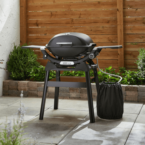 Image showing the Q 2200N Gas Barbecue with Side Tables, Black product.