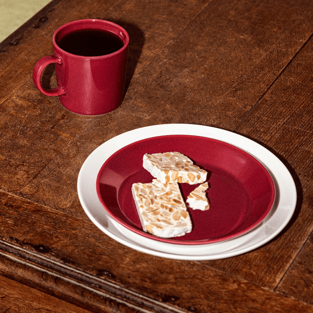 Teema Plate, Cherry