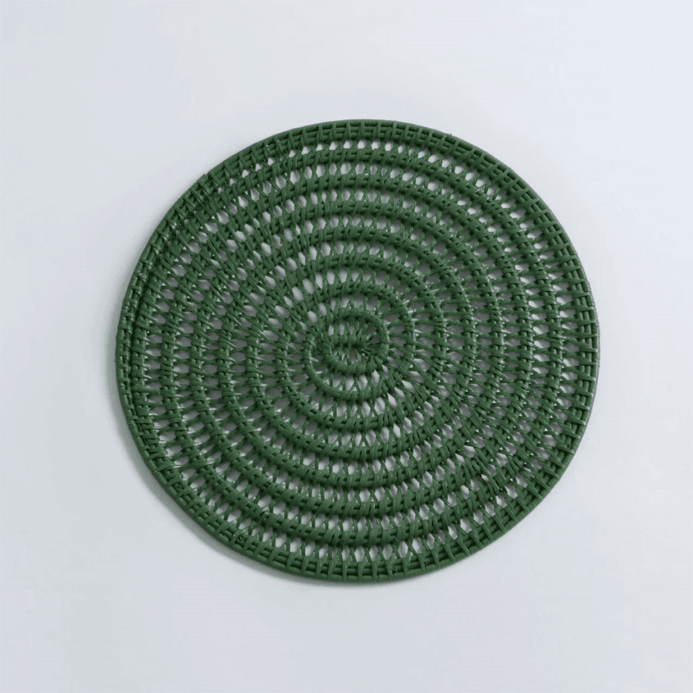 Delta Set of 2 Charger Plates, Green