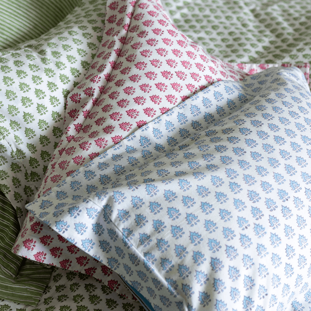 Pomily Pillow
