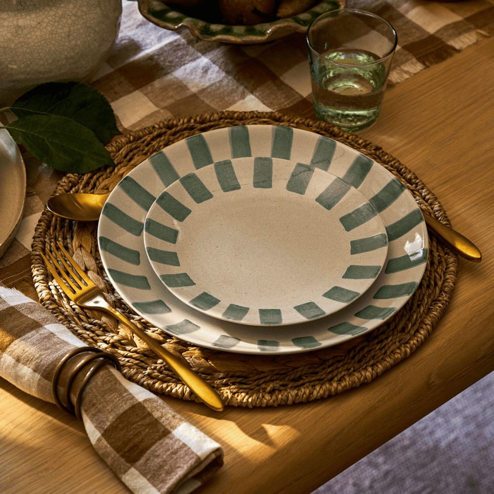 Cranwell Stripe Edge Dinner Plate, Fern