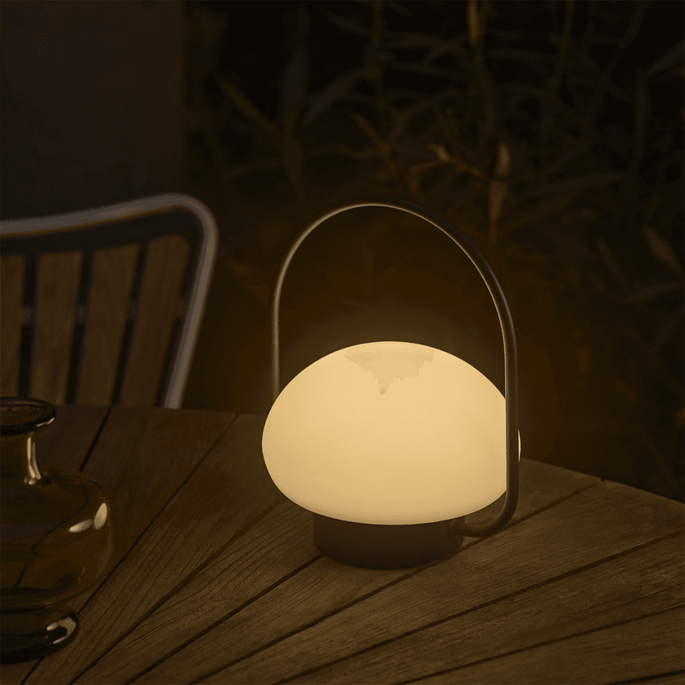 Sponge To Go Outdoor Battery Light, Black and White