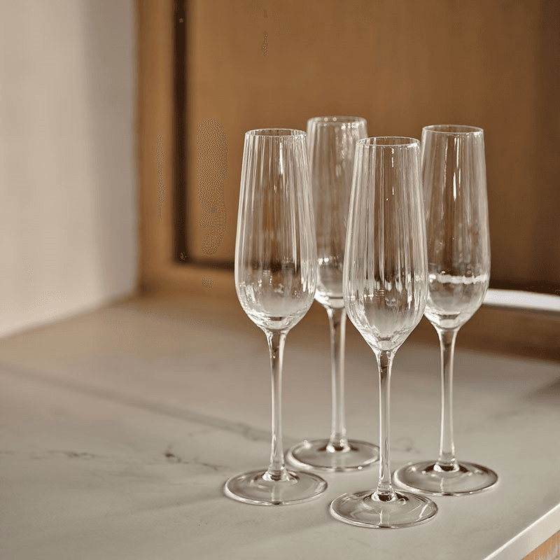 Ribbed Set of 4 Champagne Wine Glasses, Clear