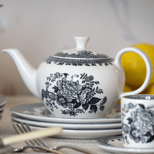 Image showing the Asiatic Pheasants Teapot, 400ml, Black & White product.