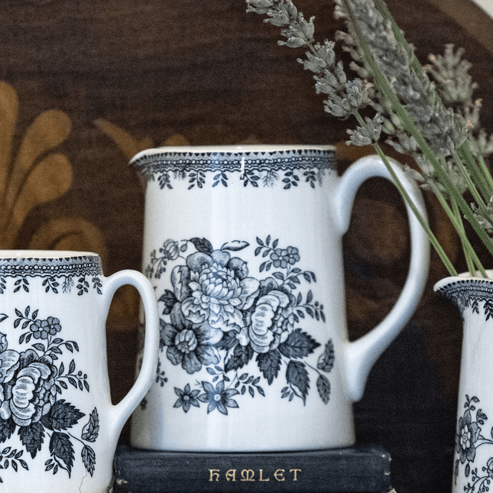 Asiatic Pheasants Tankard Jug, Black & White