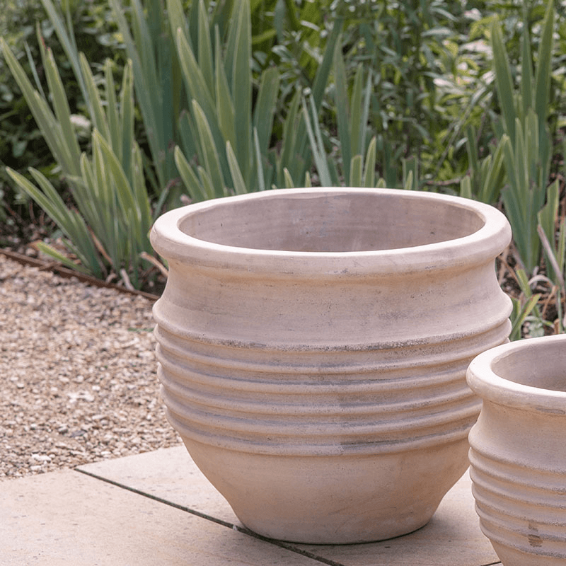 Ullu Planter