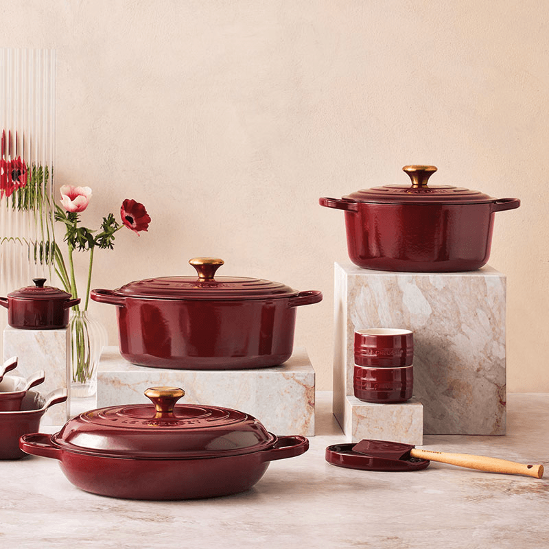 Signature Cast Iron Round Casserole