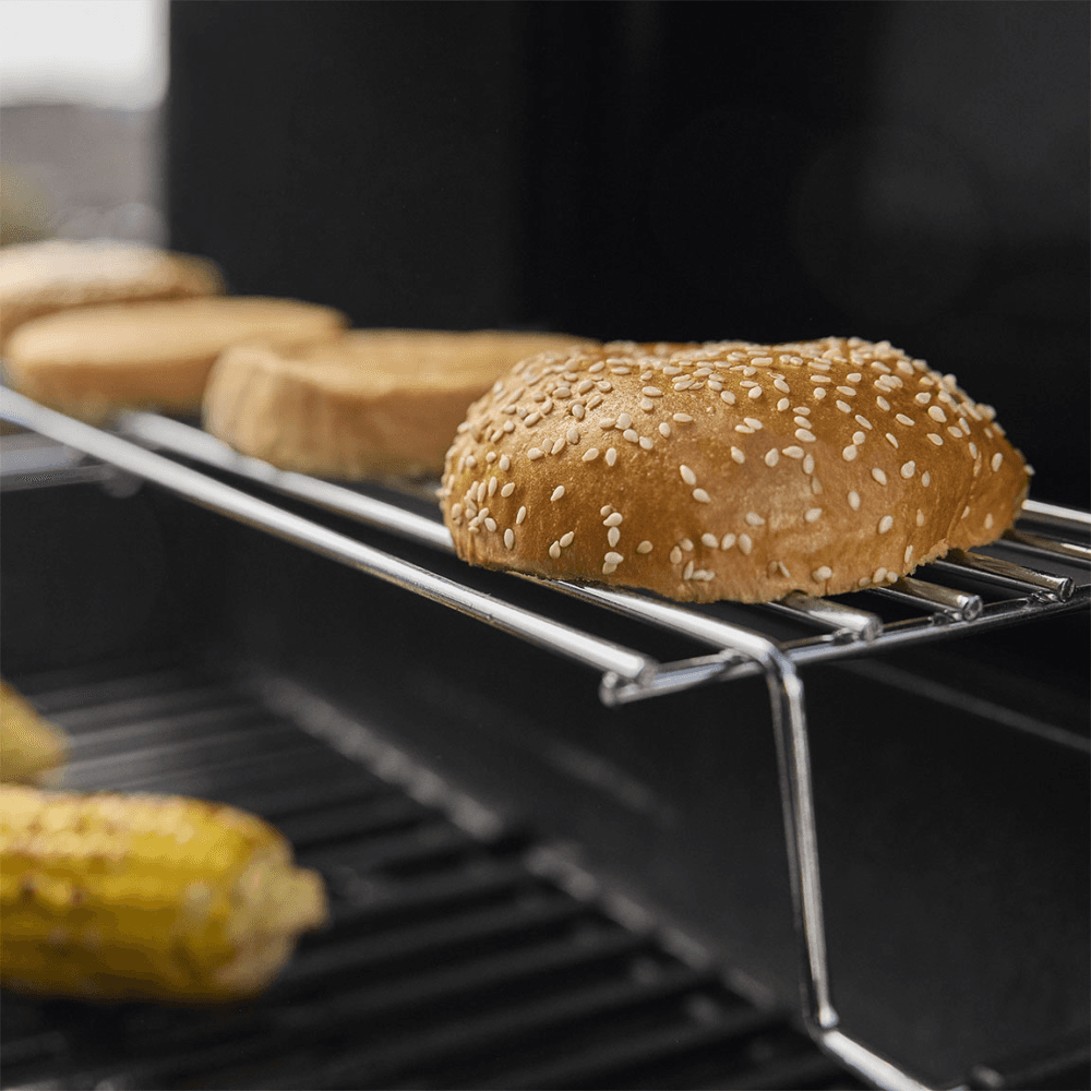 Spirit E-410 Gas Barbecue, Black