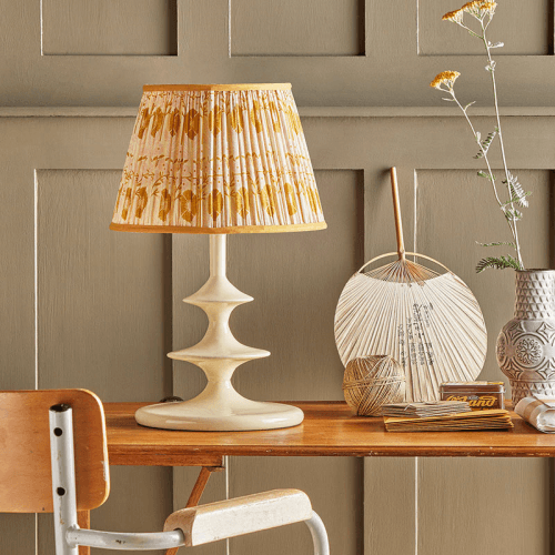 Image showing the Squiffle Table Lamp, White Lacquered Wood product.
